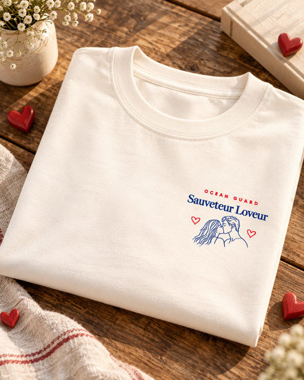 Camiseta oversize de socorrista romántico
